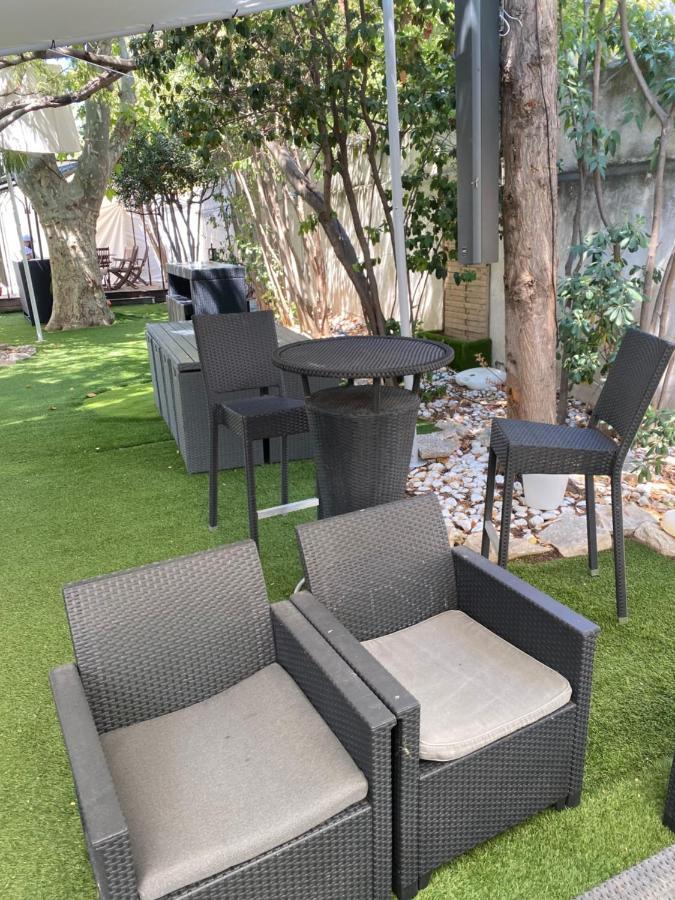 Casa Cacao Pres Plage Et Velodrome Марсилия Екстериор снимка